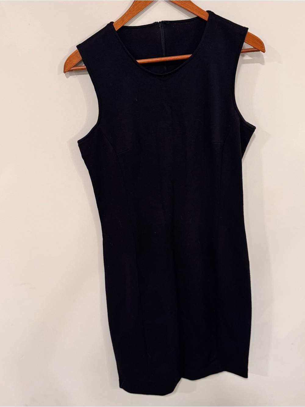 Spiegel Black Sleeveless Sheath Dress